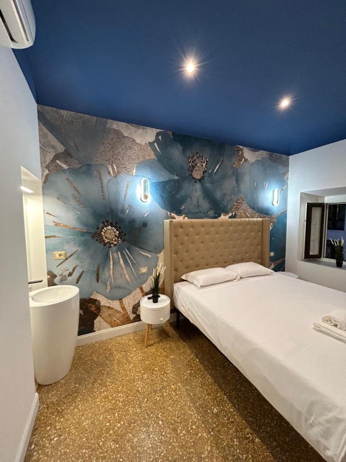 Raffaello's Place * Rom